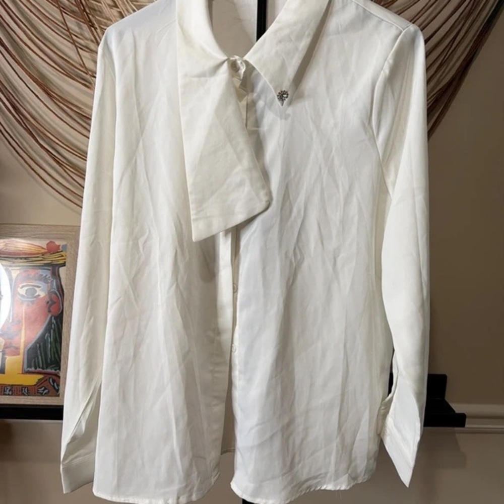 Women's White Button-Down Tie Neck Blouse